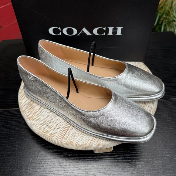 COACH Emilia Mary Jane 8.5 Ballet Flats Metallic Leather Silver Preppy New - Picture 4 of 11
